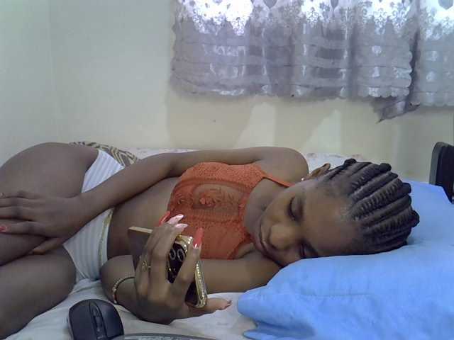 Ebonysly live cam on BongaCams