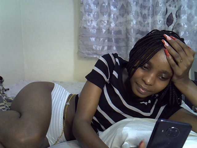 Ebonysly live cam on BongaCams