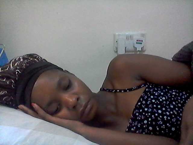 Ebonysly live cam on BongaCams