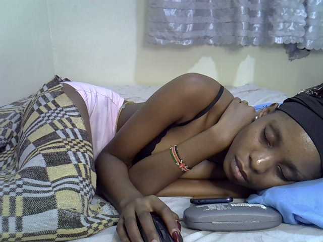 Ebonysly live cam on BongaCams