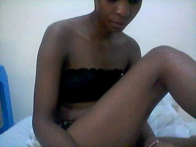 Ebonysly live cam on BongaCams