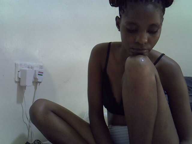 Ebonysly live cam on BongaCams