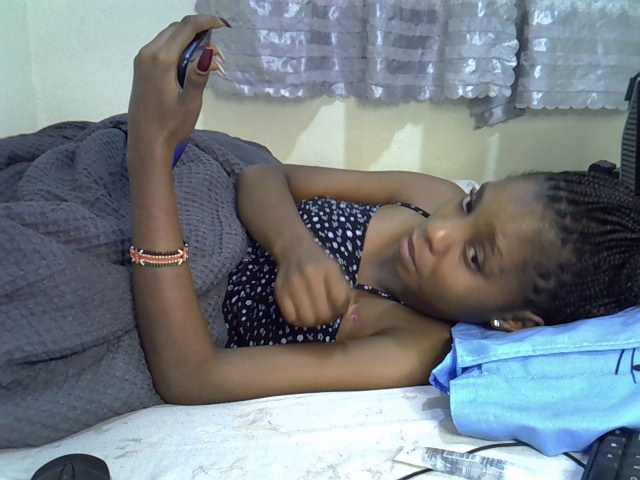 Ebonysly live cam on BongaCams