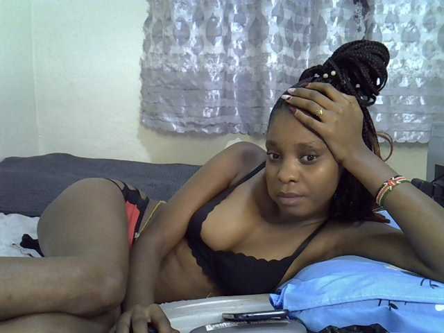Ebonysly live cam on BongaCams
