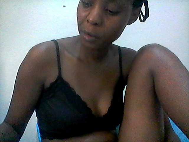 Ebonysly live cam on BongaCams