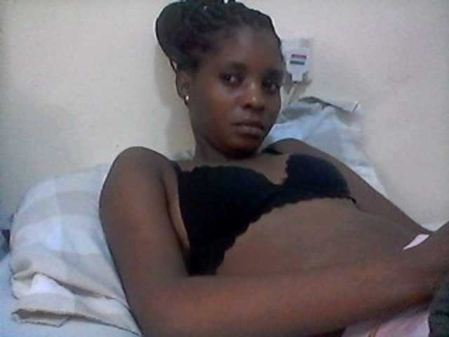 Ebonysly live cam on BongaCams