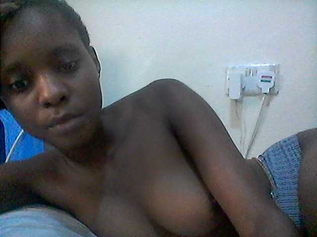Ebonysly live cam on BongaCams