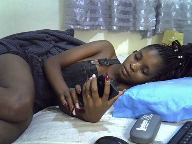 Ebonysly live cam on BongaCams