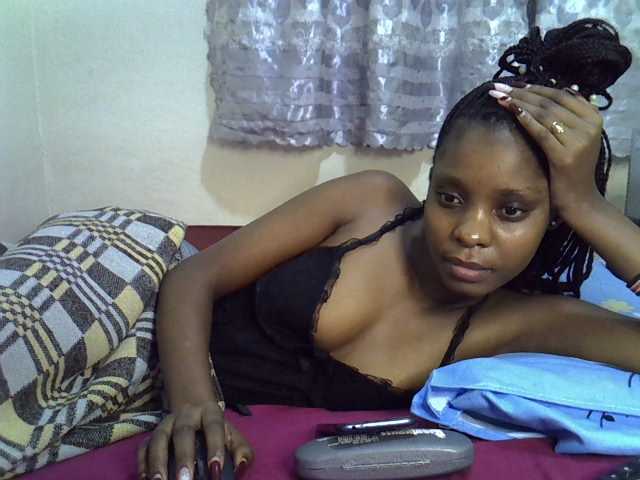 Ebonysly live cam on BongaCams