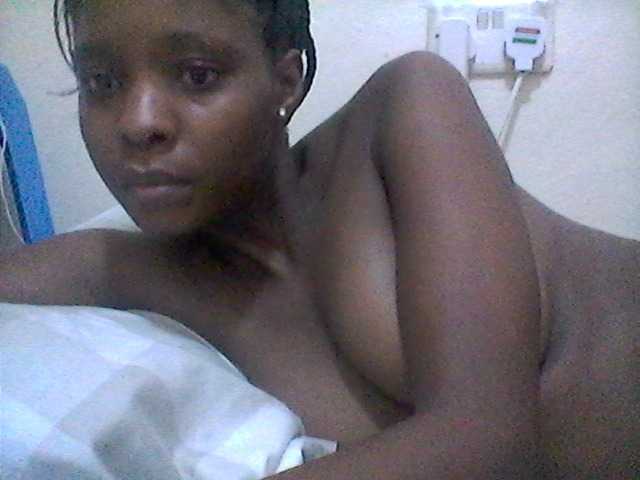 Ebonysly live cam on BongaCams