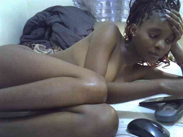 Ebonysly webcam