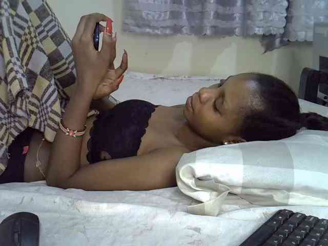 Ebonysly webcam