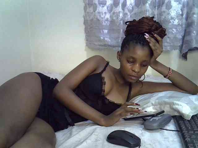Ebonysly webcam