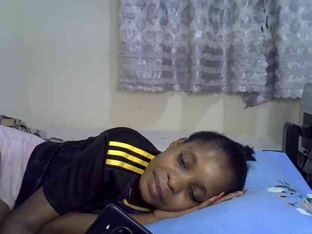 Ebonysly webcam