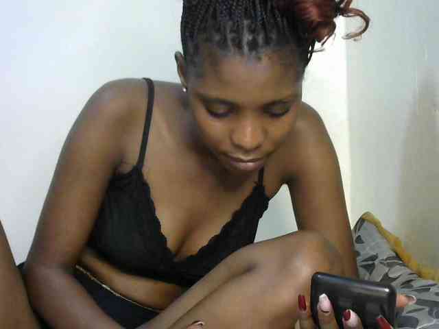 Ebonysly webcam