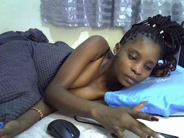 Ebonysly webcam