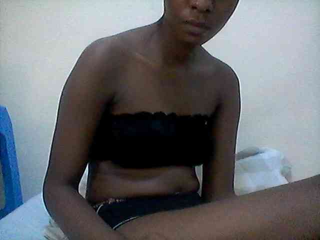Ebonysly webcam