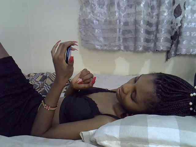 Ebonysly webcam