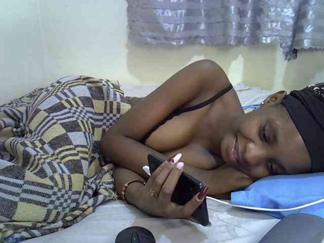 Ebonysly Ebonysly