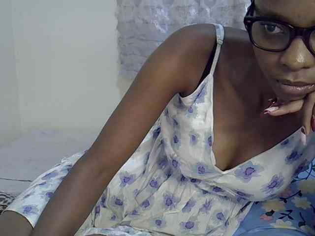 Ebonysly webcam