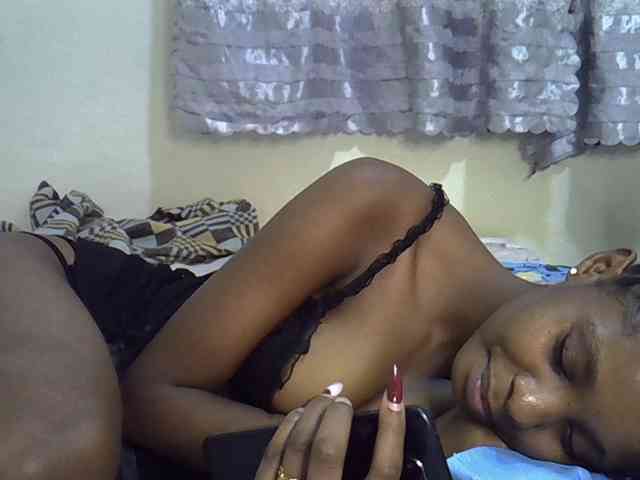 Ebonysly webcam