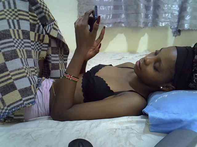 Ebonysly