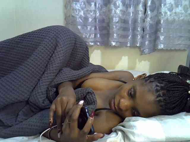 Ebonysly webcam