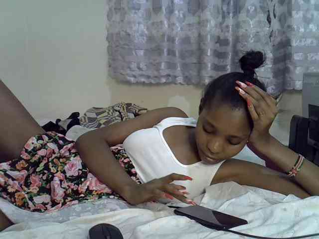 Ebonysly webcam