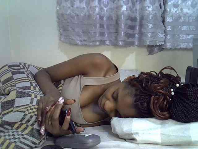 Ebonysly webcam