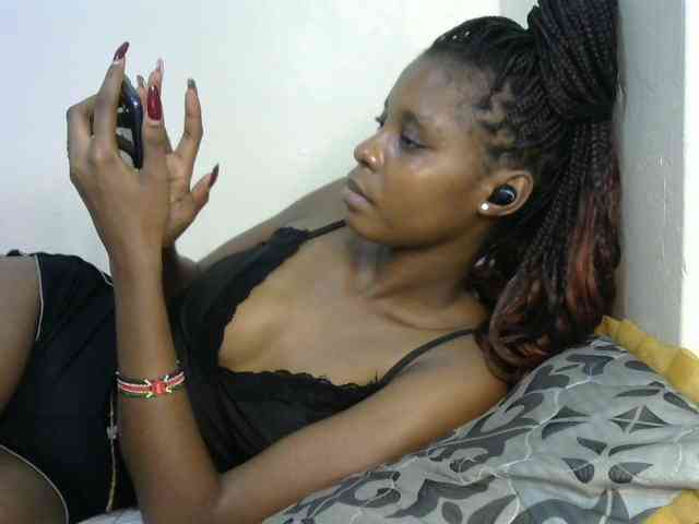 Ebonysly webcam