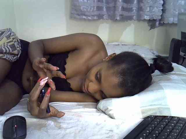 Ebonysly webcam