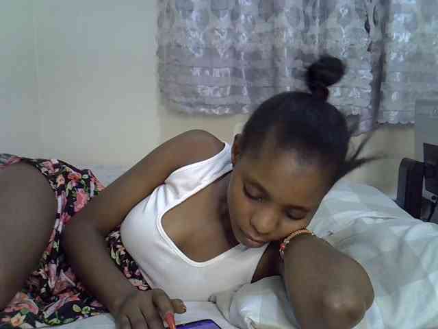Ebonysly webcam