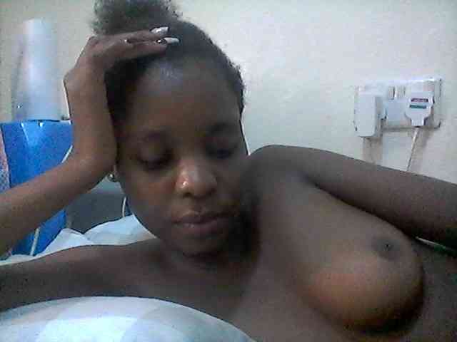 Ebonysly webcam
