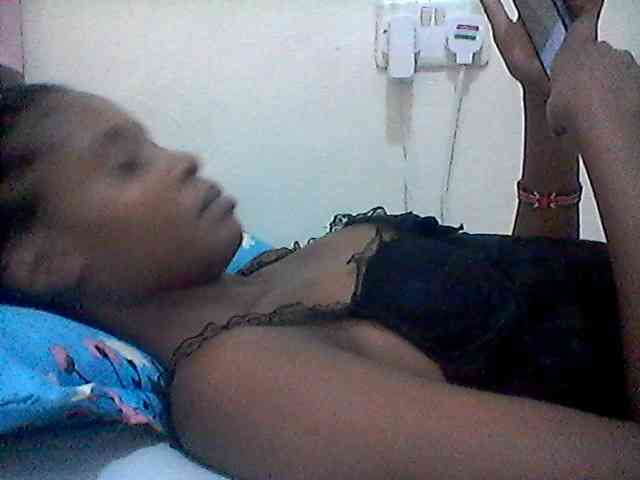 Ebonysly webcam