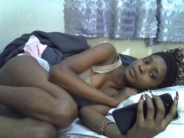 Ebonysly webcam
