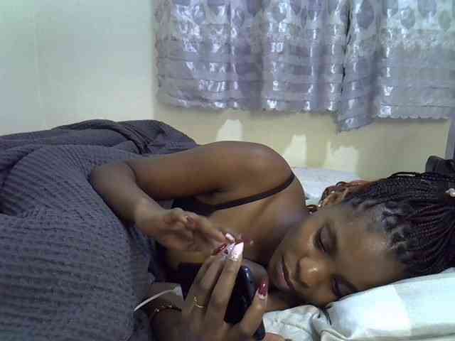 Ebonysly webcam