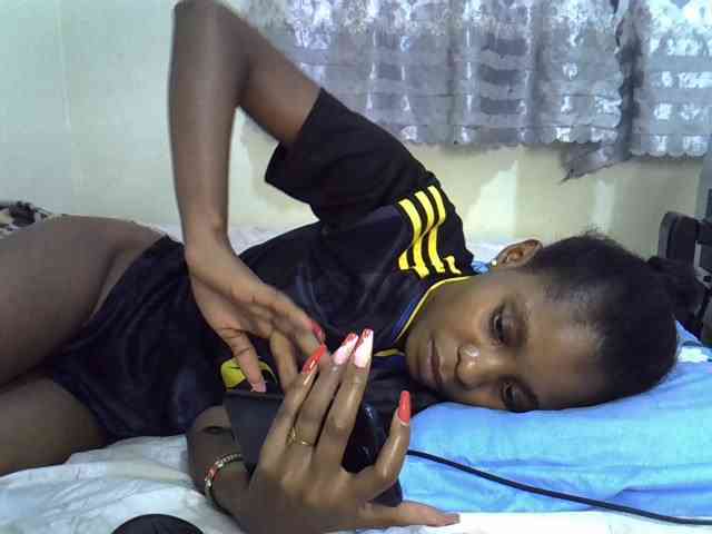 Ebonysly webcam