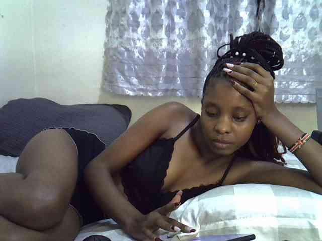 Ebonysly webcam