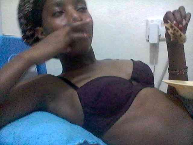 Ebonysly webcam