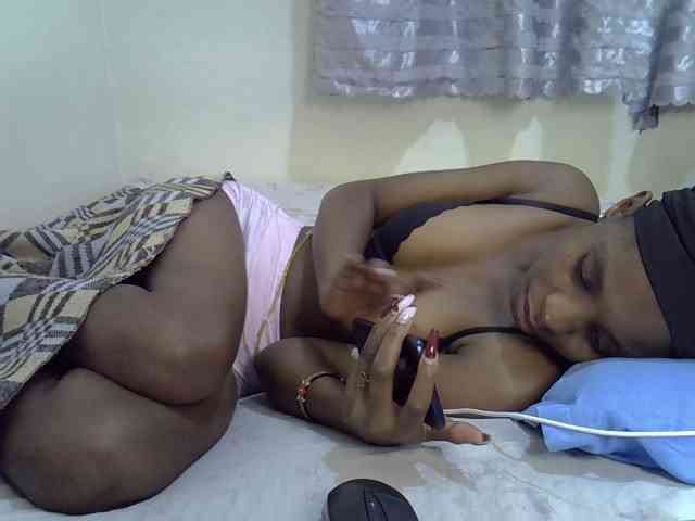 Ebonysly webcam