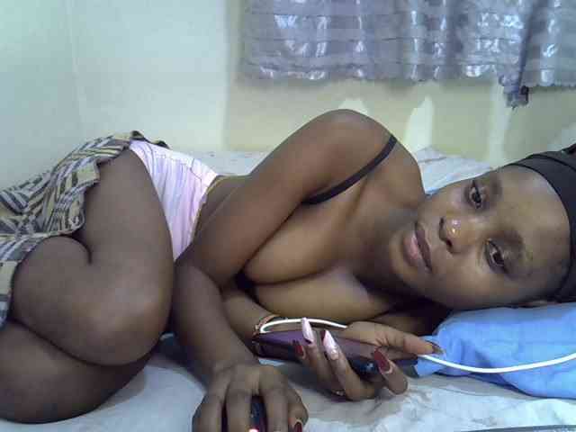 Ebonysly webcam