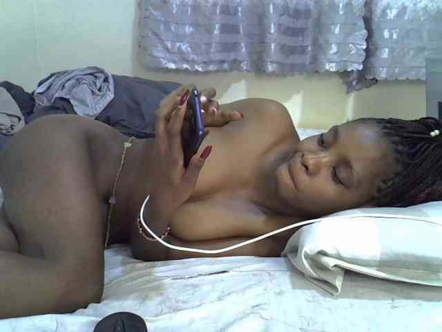 Ebonysly webcam