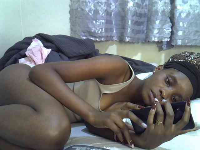 Ebonysly webcam