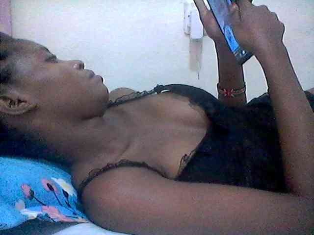 Ebonysly webcam