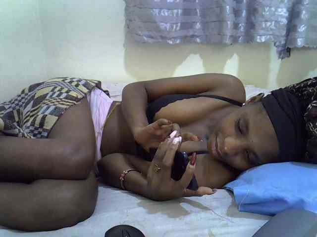 Ebonysly webcam