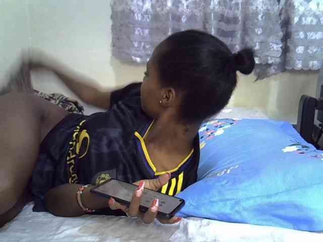 Ebonysly webcam
