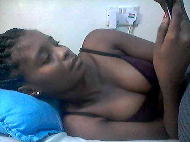 Ebonysly webcam