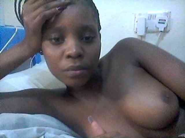 Ebonysly Live Webcam on BongaCams