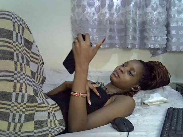 Ebonysly webcam