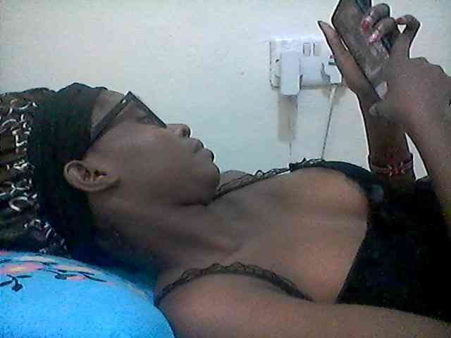 Ebonysly webcam